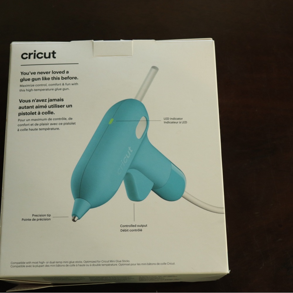 Cricut Teal Precision Glue Gun
